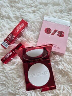 One Size turn up the base powder foundation & Mascara